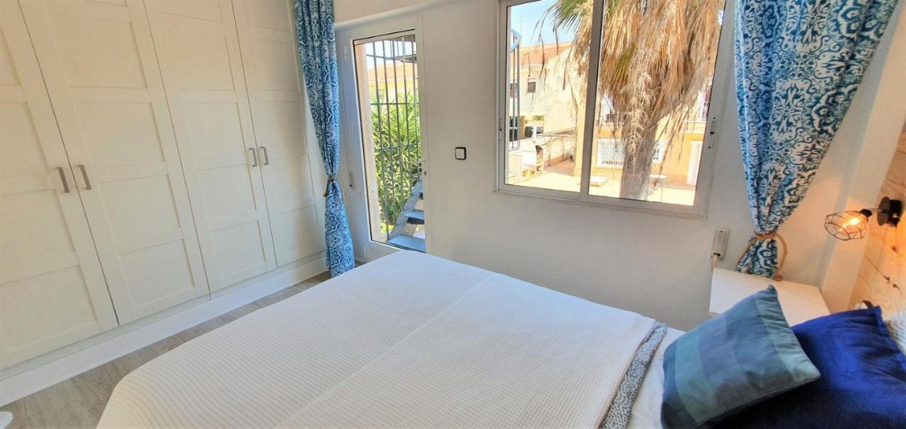 Przytulny Apartament 100M Od Plazy Torrevieja Bagian luar foto