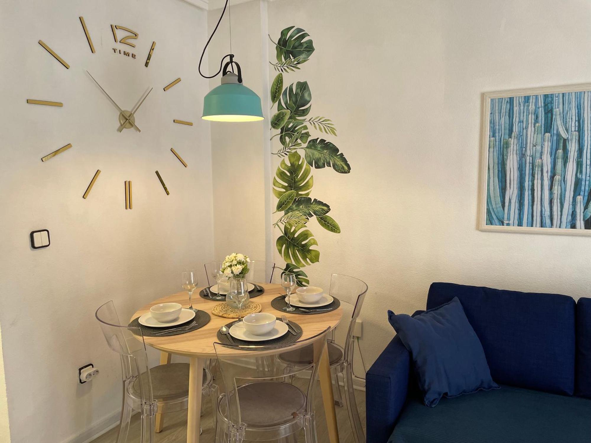 Przytulny Apartament 100M Od Plazy Torrevieja Bagian luar foto